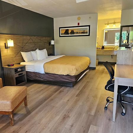 Quality Inn&Suites Greenville I-65 Extérieur photo