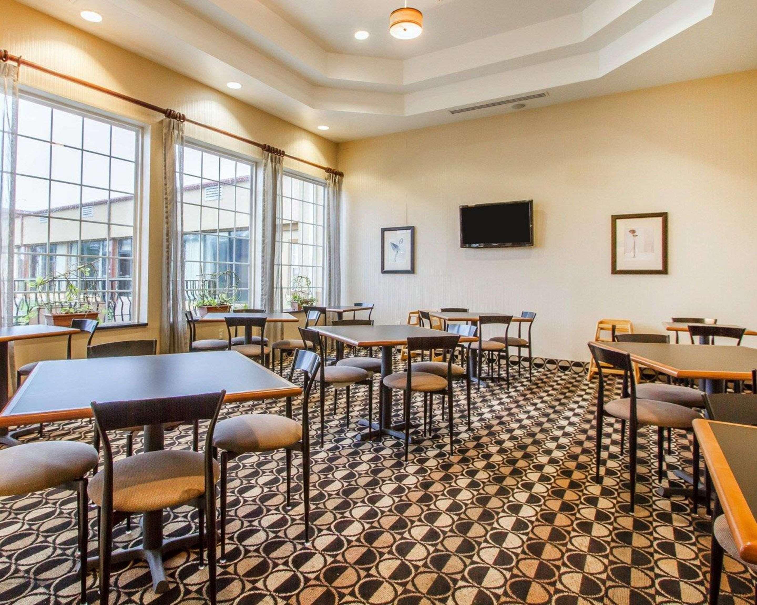 Quality Inn&Suites Greenville I-65 Extérieur photo