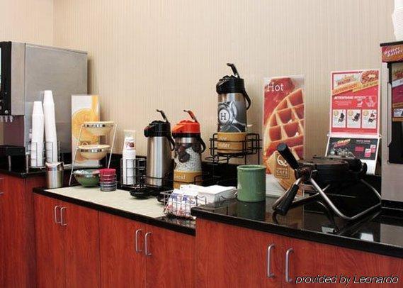 Quality Inn&Suites Greenville I-65 Restaurant photo