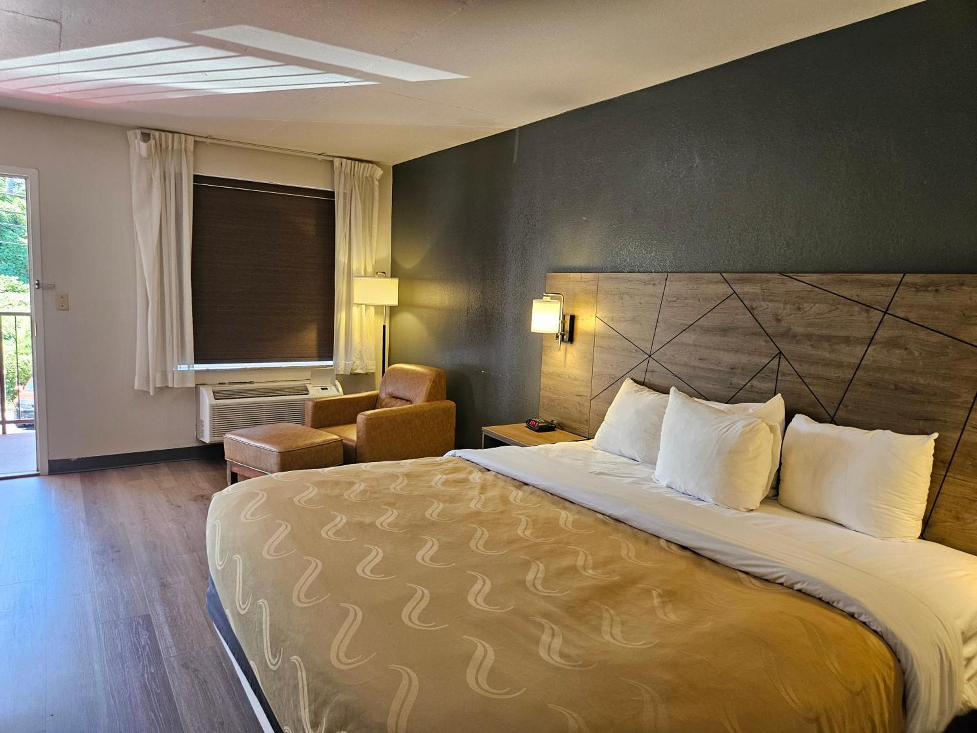 Quality Inn&Suites Greenville I-65 Extérieur photo