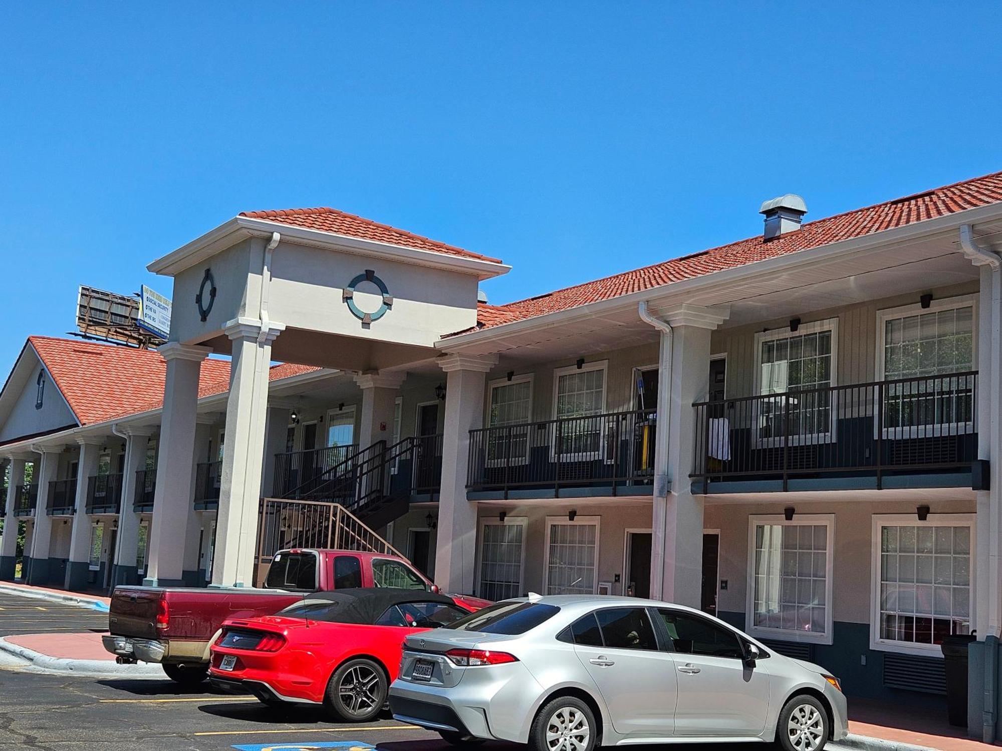 Quality Inn&Suites Greenville I-65 Extérieur photo
